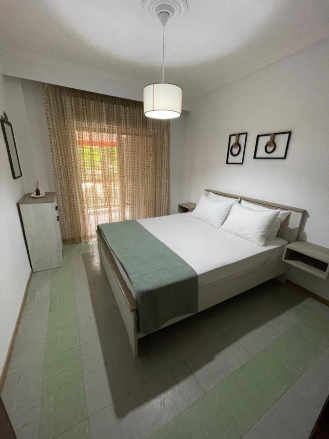 Gl House Apartment Аспровалта Екстериор снимка
