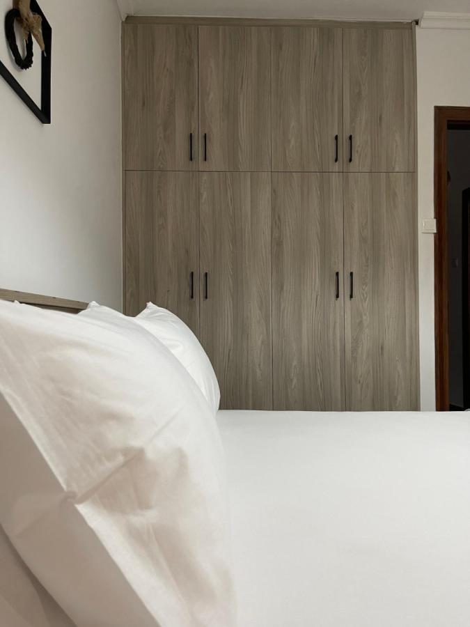 Gl House Apartment Аспровалта Екстериор снимка